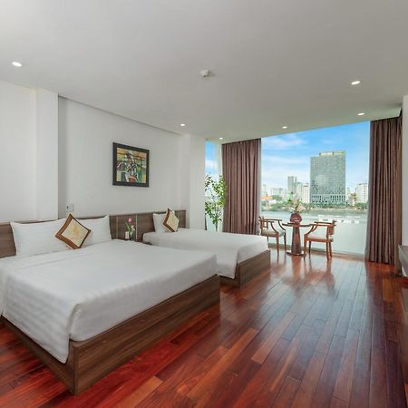Hoang Linh Riverside Hotel Danang Buitenkant foto