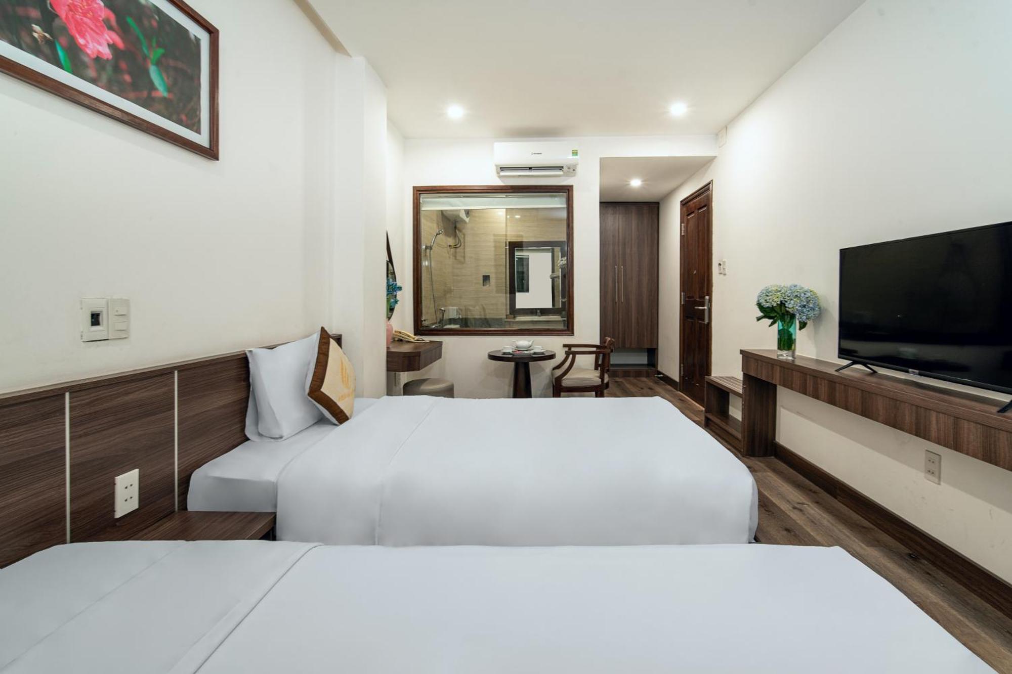 Hoang Linh Riverside Hotel Danang Buitenkant foto