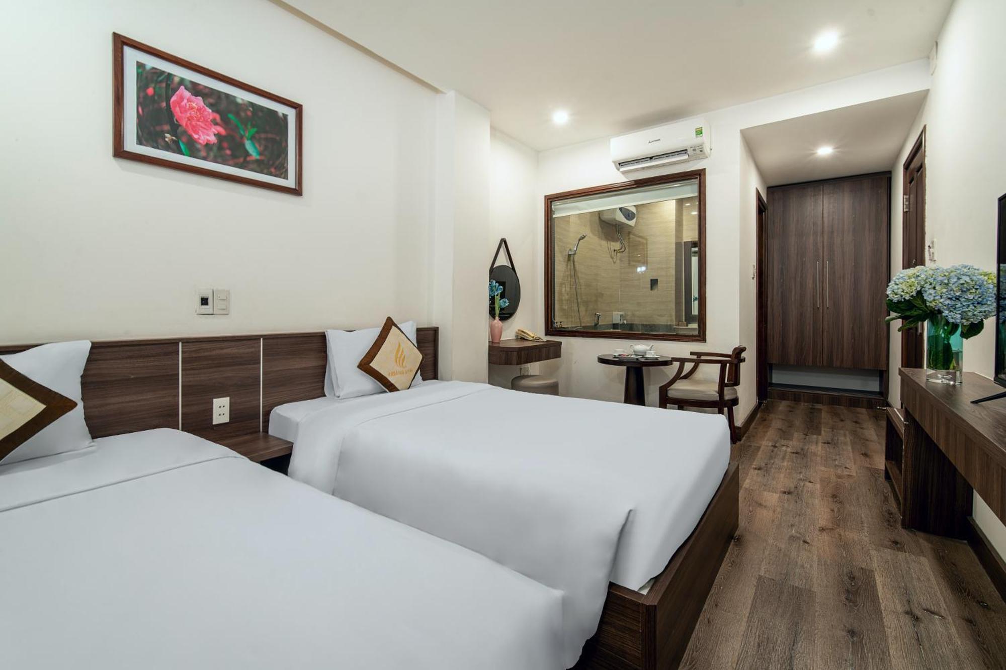 Hoang Linh Riverside Hotel Danang Buitenkant foto