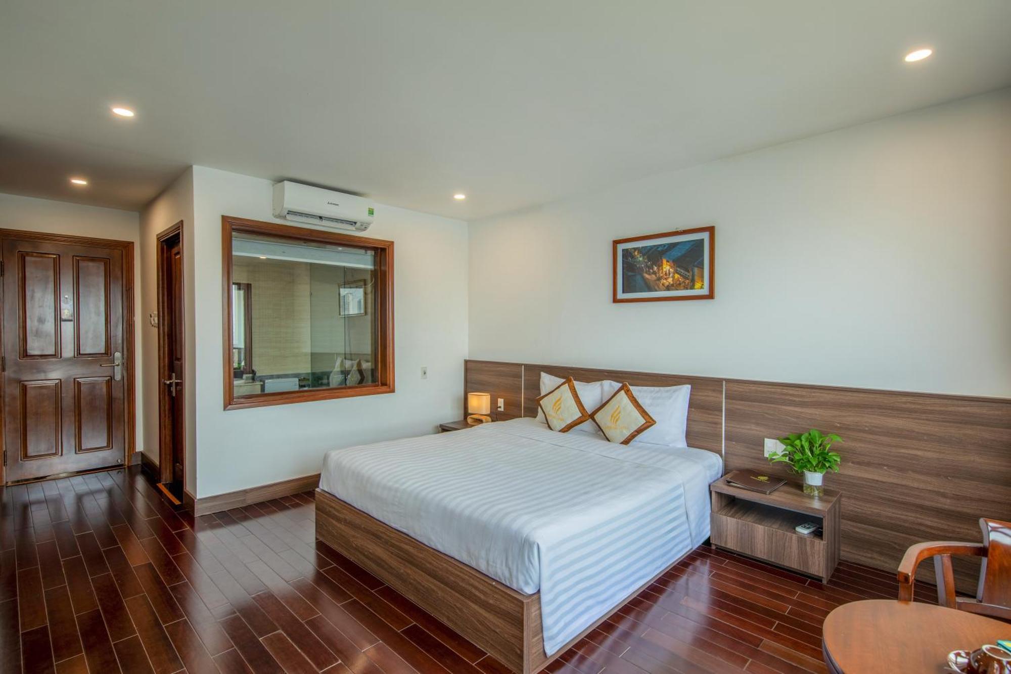 Hoang Linh Riverside Hotel Danang Buitenkant foto